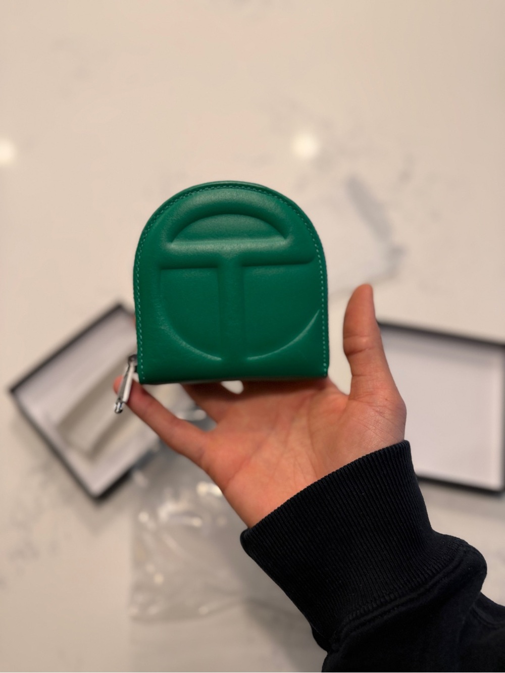 Telfar Wallet - Greenscreen NWB